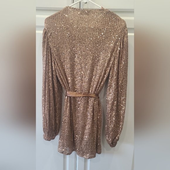 Sequin Shiny Sparkling Champaign Wrap Dress From THE POST, Size M - Picture 2 of 6